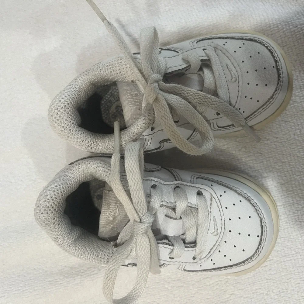 Nike Toddler Baby Air Force 1 White Leather Sneakers Size 4c Triple White